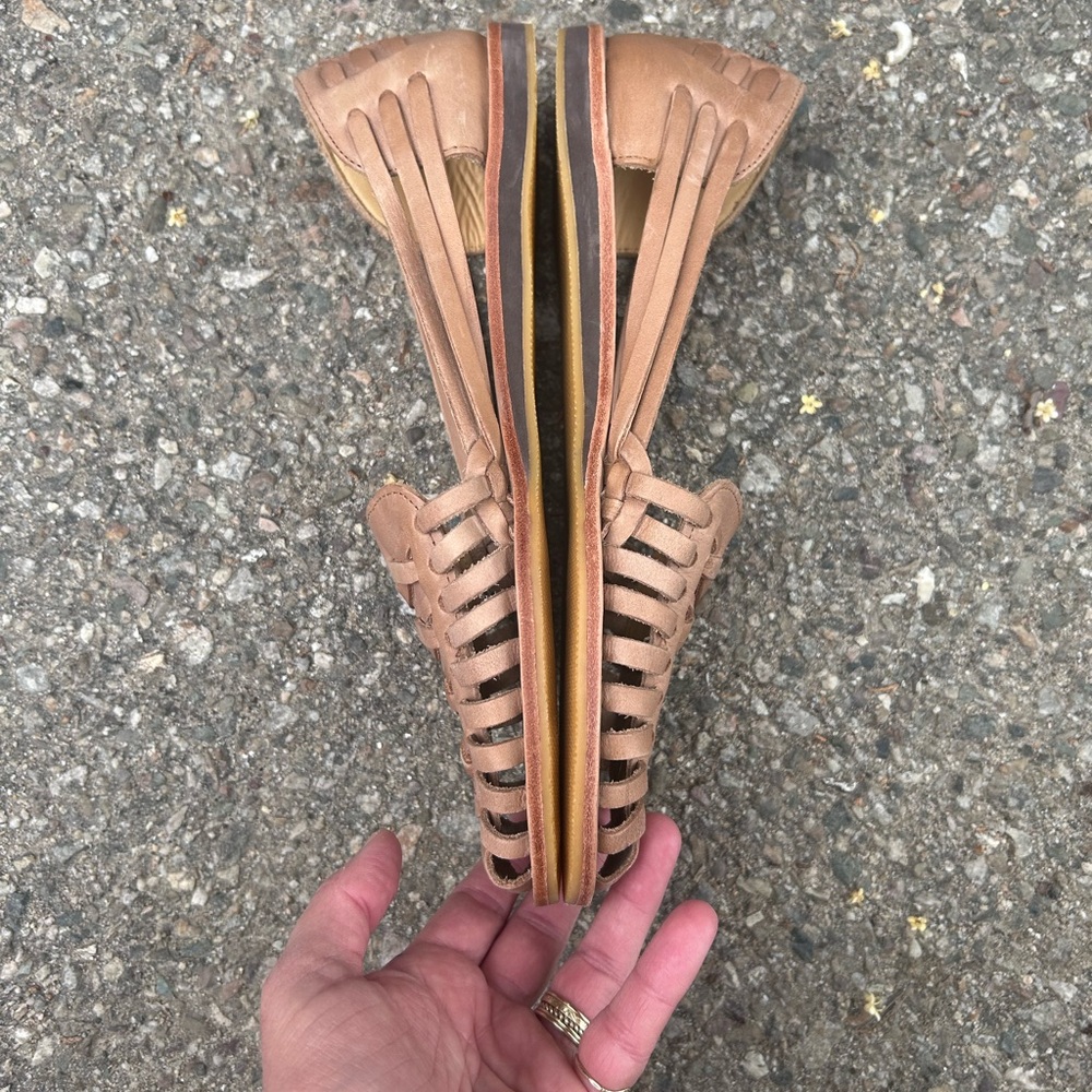 Nisolo Women's Huarache Sandal - Picture 2 of 10